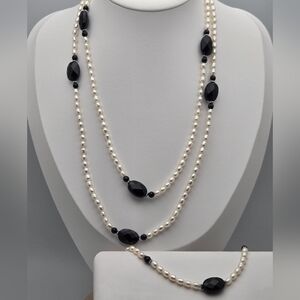 Freshwater White Pearl & Black Onyx Necklace w/ Matching Bracelet Sterling Clasp